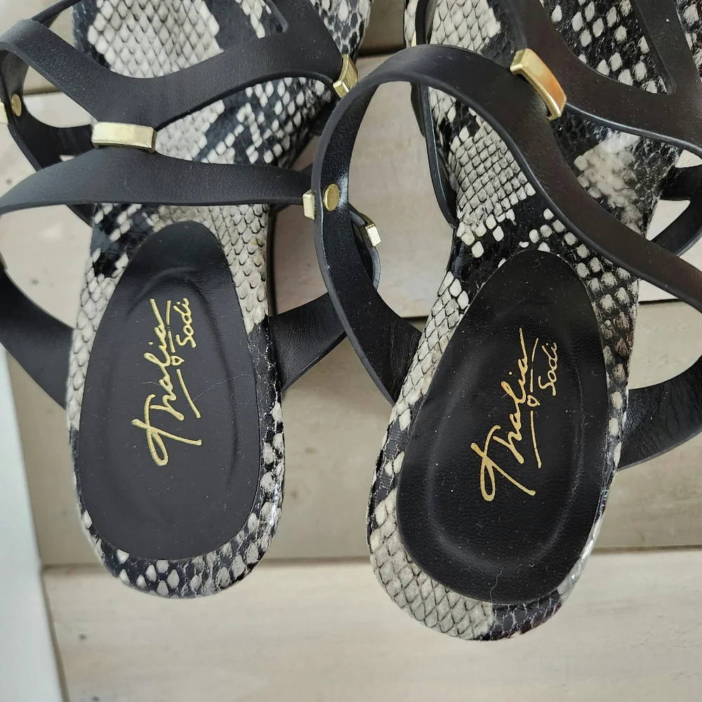 Thalia Sodi | Faux Snakeskin Strappy Sandals Black Size 6